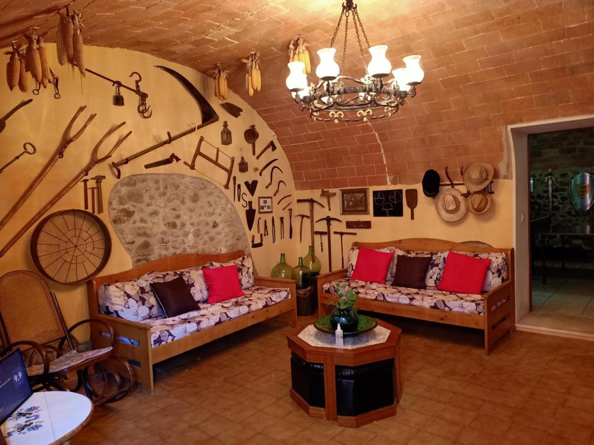 Villa Avi Pep Vilafant Esterno foto