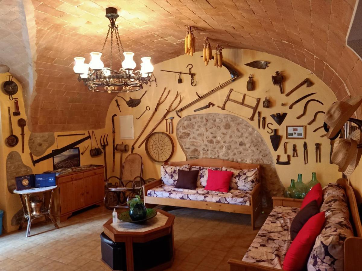Villa Avi Pep Vilafant Esterno foto