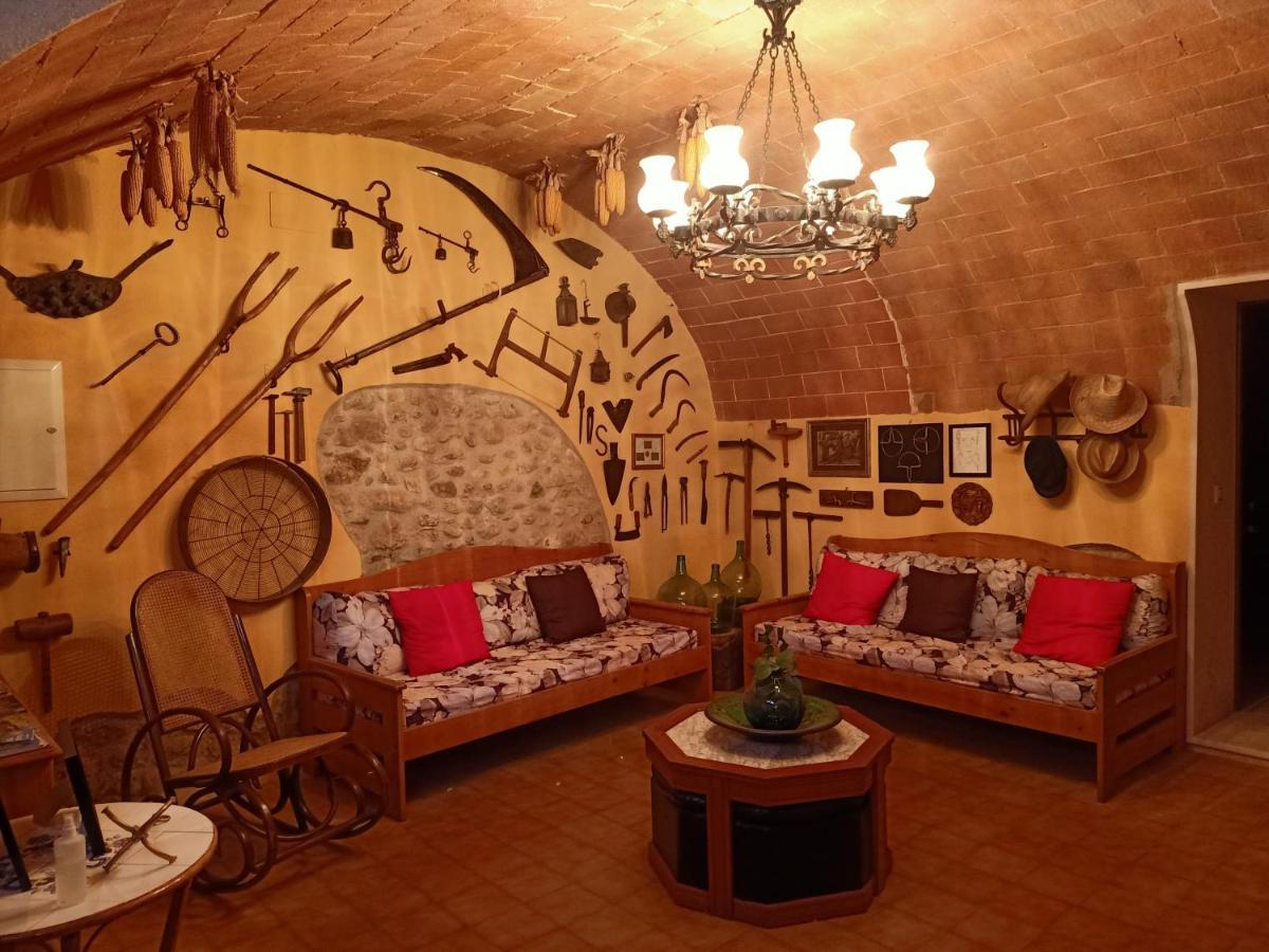 Villa Avi Pep Vilafant Esterno foto
