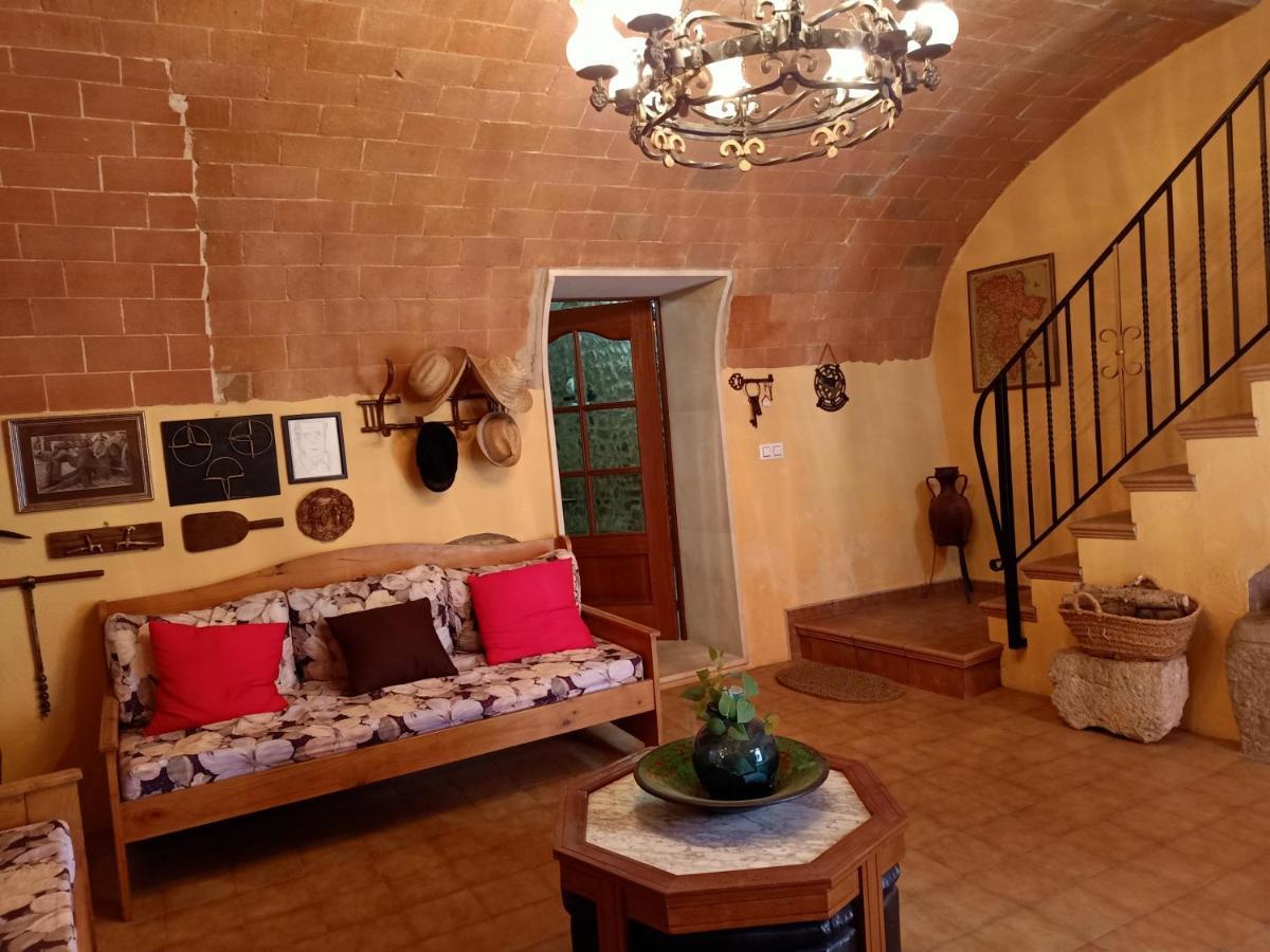 Villa Avi Pep Vilafant Esterno foto