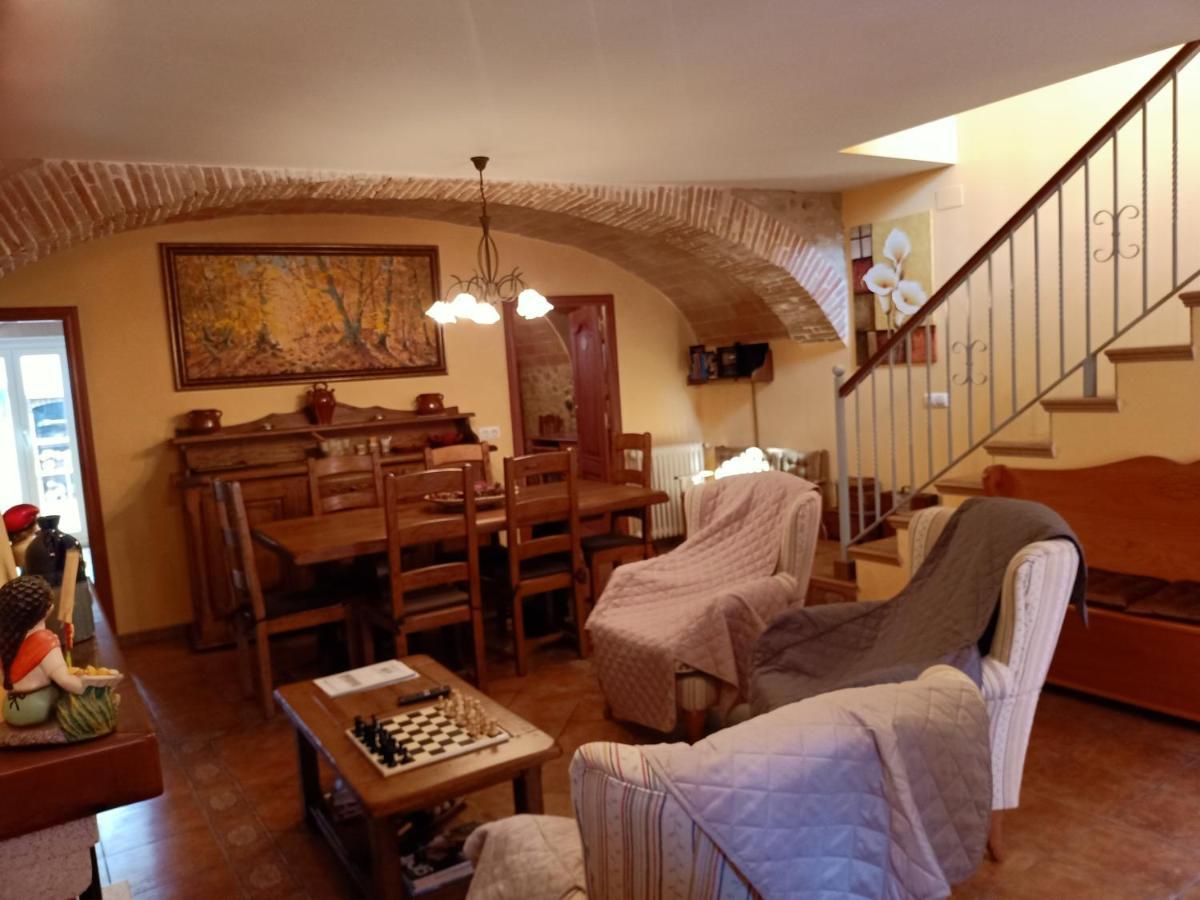 Villa Avi Pep Vilafant Esterno foto