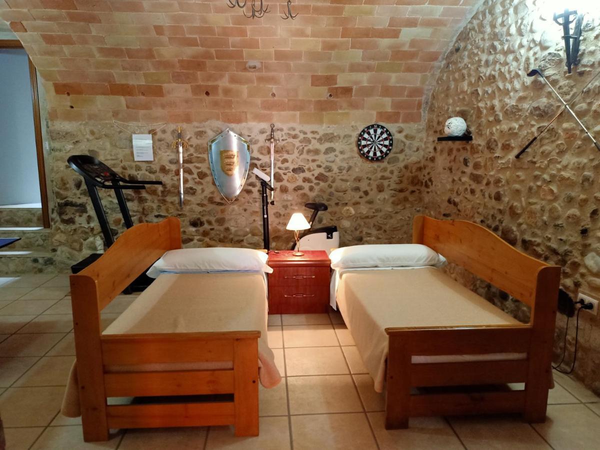 Villa Avi Pep Vilafant Esterno foto